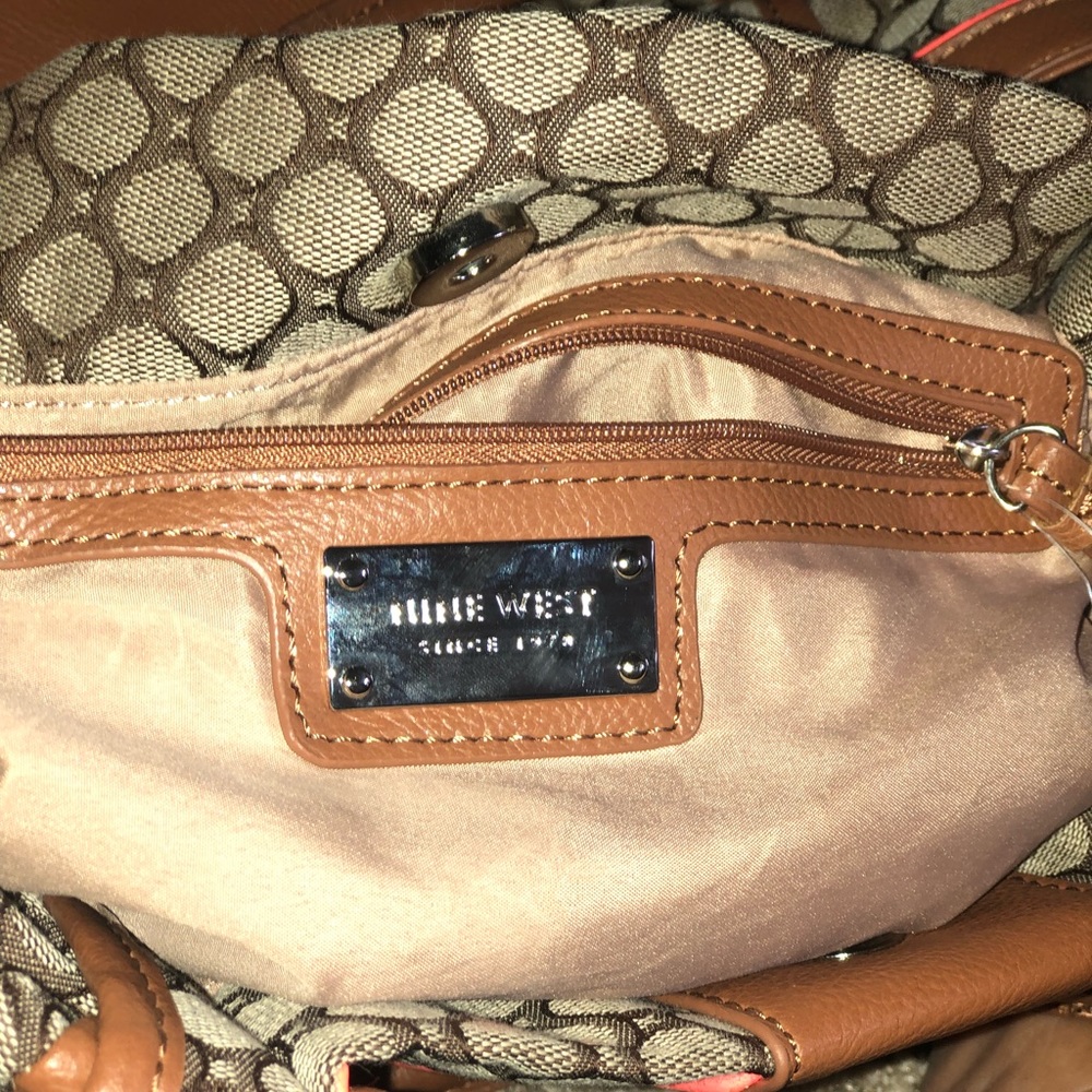 Nine West Handbag - Picture 3 of 3
